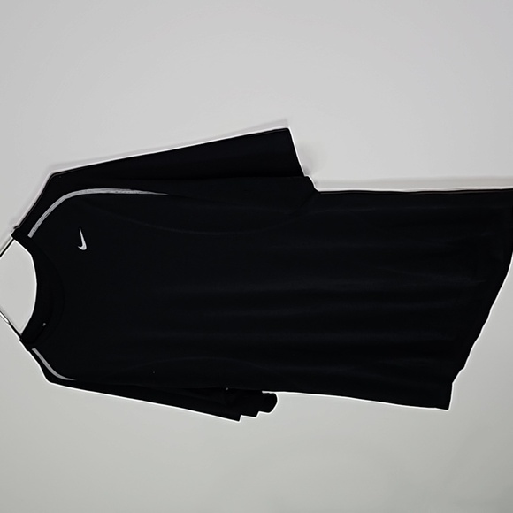 Nike large black athletic short sleeve - Picture 2 of 7